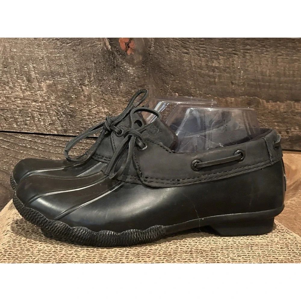 SPERRY WOMENS Black SALTWATER 1 EYE COZY DUCK BOOTS LOW SIZE 6‎